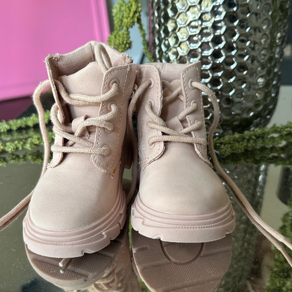 Zara Pink Boots (dr marten similar) toddle baby girl dr martens